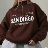 دورس نیمزیپ اسپرت با چاپ San Diego و جنس دورس داخل کرکی با یقه زیپدار